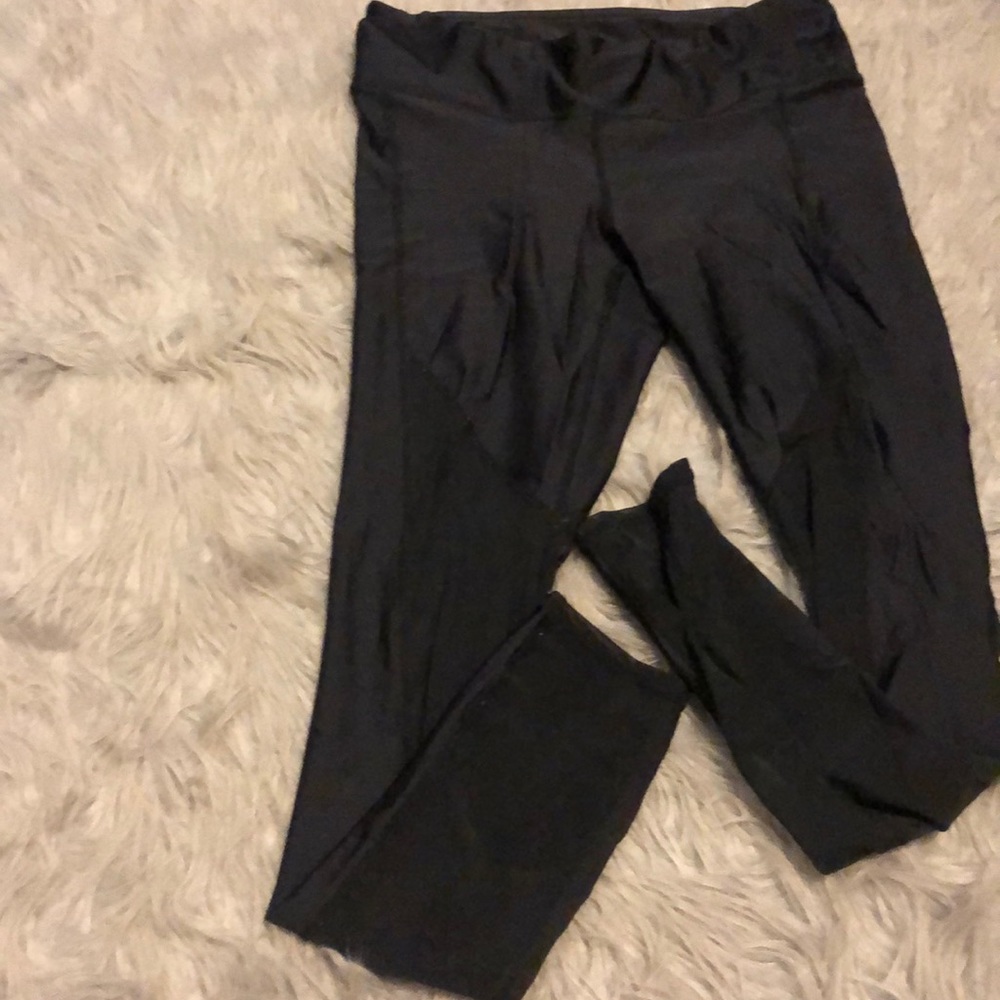 Black leggings